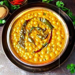 Yellow dal fry