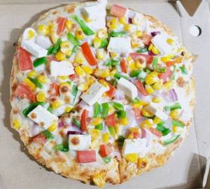Veg paneer pizza