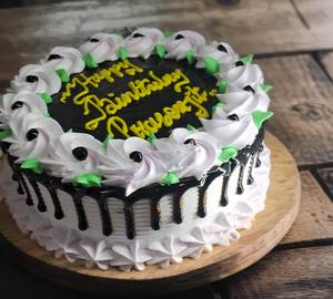 Chocolate Flavour with vanilla sponge