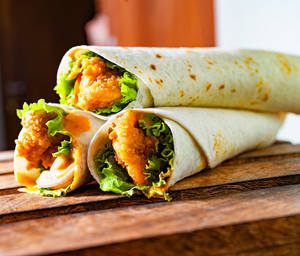CHICKEN ZINGER ROLL