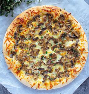 Classic Mushroom Pizza