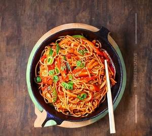 Paneer Chilli Garlic Noodles