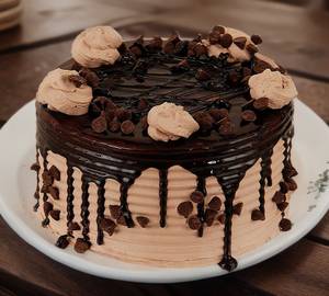 Chocolate chips cake