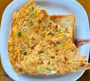 Bread omelette