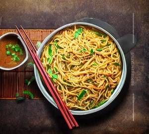 Veg Singapuri Noodles