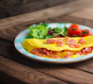 Plain omelet with chicken Ham