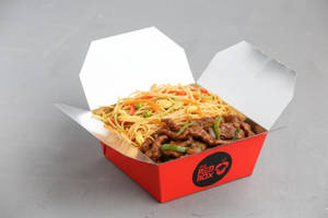 Chicken Singapore Noodles With Chicken Black Pepper