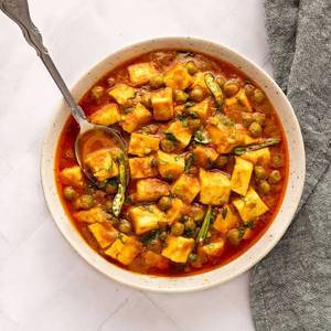Matar paneer