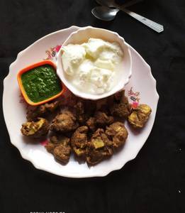 Kuttu Ki Pakodi + Dahi