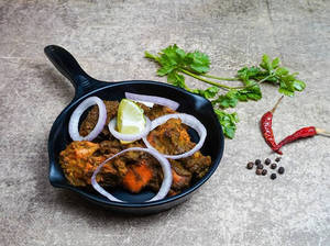 Maharani Chilli Chicken Roast (150 Gms)