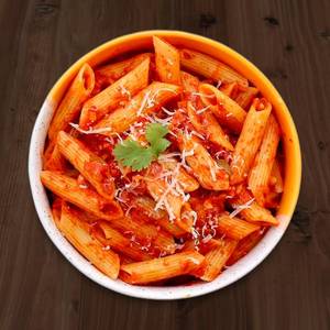 Cheesy red sauce pasta