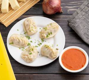 Steamed Cheesy Chicken Momoss (5 Pcs)