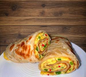 Egg chilli roll