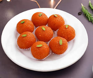 Dry Fruit Moti Chur Ladoo
