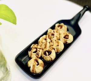 Belgium dark chocolate steamed momos (8 pcs)