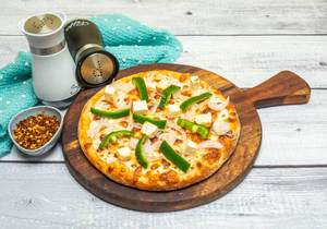 Kadhai Paneer Pizza