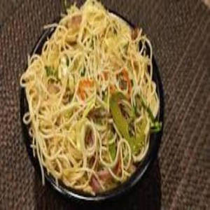 Veg Hakka Noodles