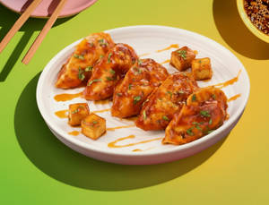 Paneer Pan-tossed Momos