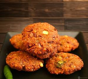 Parupu Vada (2Pcs)