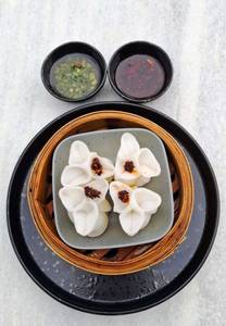 CREAM CHEESE DUMPLING