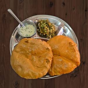 2 Piece Kachori With Sabji  & Raita