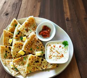 Onion Paratha 1 Pc (Fresh)
