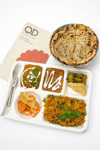 Veg Deluxe Thali