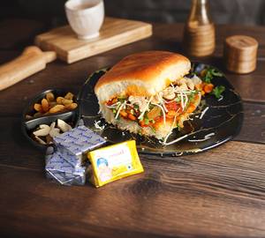 Kutchhi madu special Dabeli