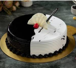 Chocolate Vanilla Cake [500 Gram]
