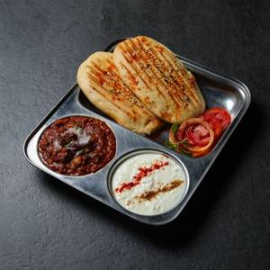 Ghee Roast Chole Kulcha