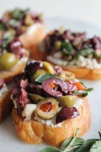 Olive Red Cheese Bruschetta