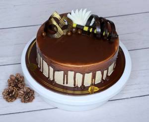 Choco Crunchy Cake [1 Kg]