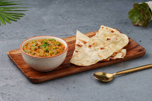 Naan[1]+Green Peas Masala[ 100Ml ]