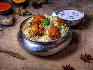 Hyderabadi Chicken Boneless Biriyani