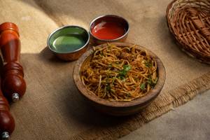 Schezwan Veg Noodles+ Coke