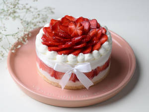 Strawberry Gateau 1lb