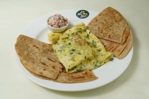 Chicken Potpourri Omelette (2 Eggs)