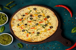 Creamy Alfredo Veg Pizza