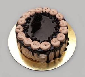 Kitkat Chocolate Cake