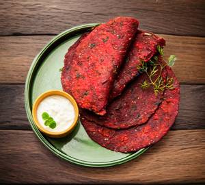 Beetroot thalipeeth