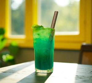 Blue Breeze Mojito