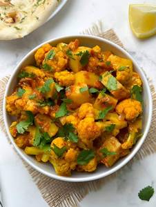 Aloo Gobhi Tamatar