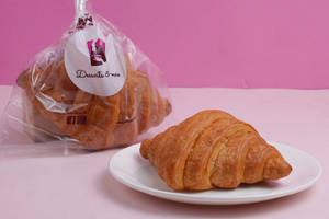 Croissants (plain)