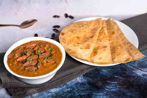 Rajma With 2 Tandoori Roti