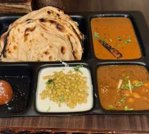Amritsari Thali