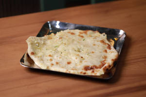 BUTTER NAAN