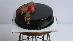 Chip Chocolate Cake (500 Gm)