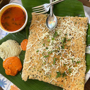 Rava Cheese Masala Dosa