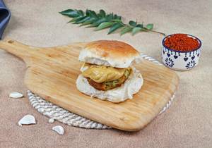 Achari Vada Pav