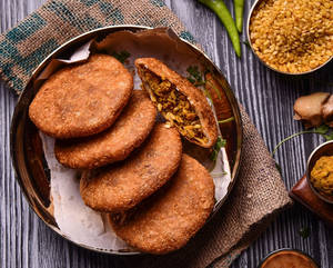 Mogar Kachori [1 Piece]